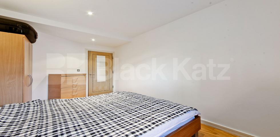 			LET, 1 Bedroom, 1 bath, 1 reception Apartment			 Shad Thames, London Bridge